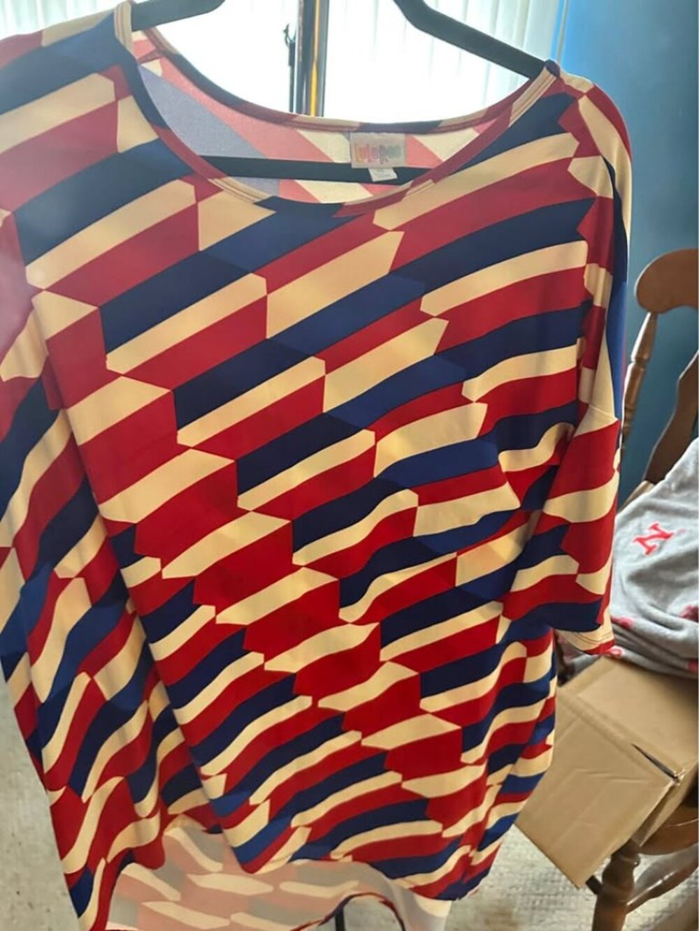 LuLaRoe Red, White & Blue Geometric Tunic Top – Size XL